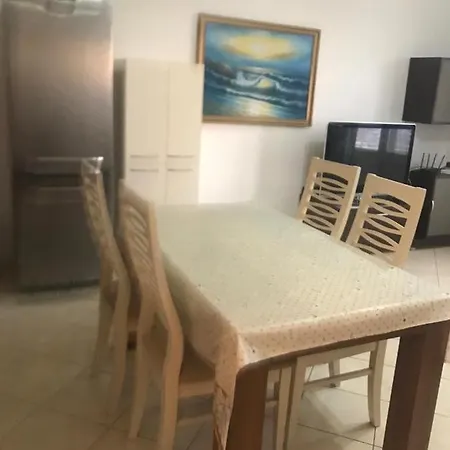 Noel Housing شقة